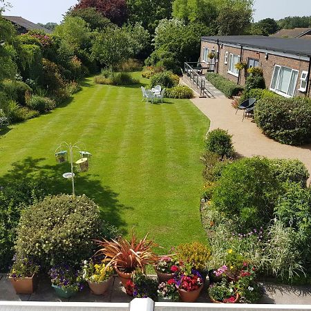 The Coast Yard B & B Chalet Hotel Selsey Eksteriør billede