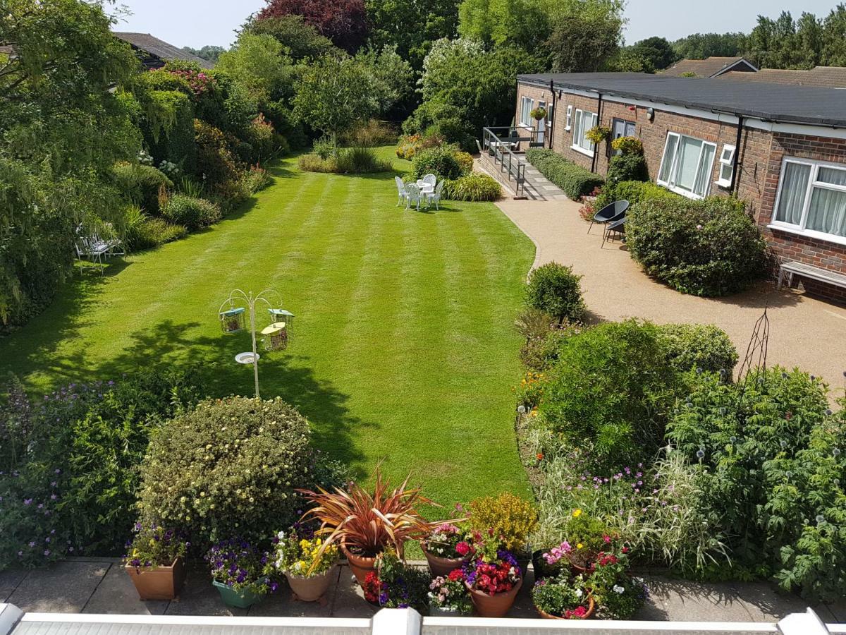 The Coast Yard B & B Chalet Hotel Selsey Eksteriør billede