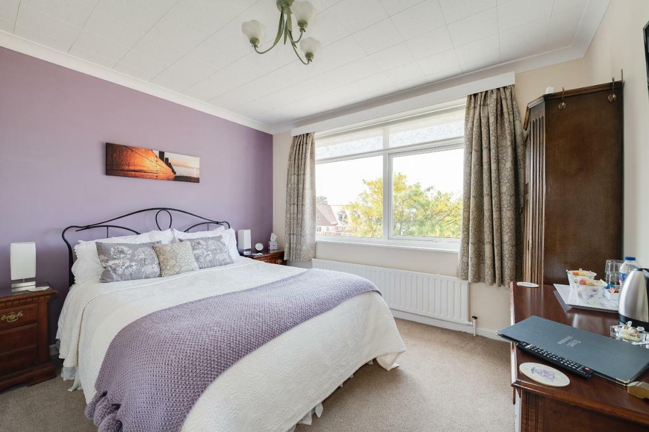 The Coast Yard B & B Chalet Hotel Selsey Eksteriør billede